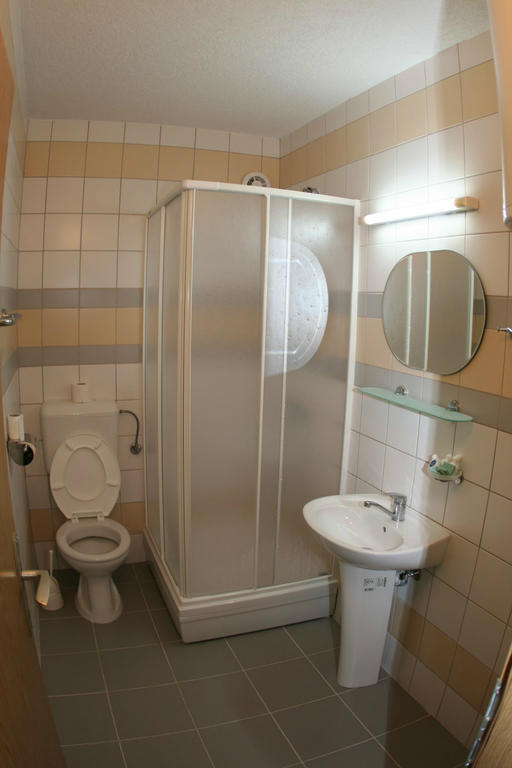 Snow Patrol Lodge Тетово Номер фото